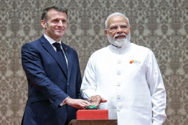 पीएम मोदी ने फ्रांस के राष्ट्रपति इमैनुएल मैक्रों से की बातचीत, पश्चिम एशिया में शांति बहाली पर जोर