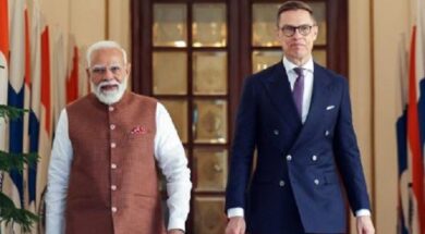 पीएम मोदी और डॉ. एलेक्जेंडर स्टब