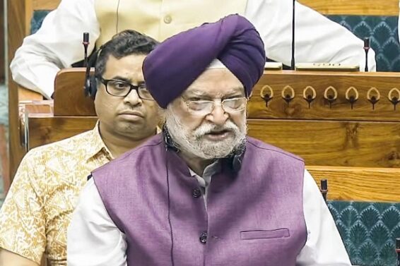 पेट्रोलियम मंत्री हरदीप पुरी