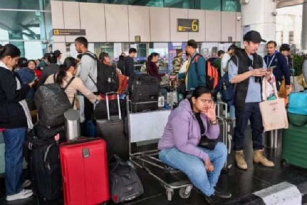 हवाई क्षेत्र बंद होने के कारण आज 444 उड़ानें रद होने की आशंका : DGCA