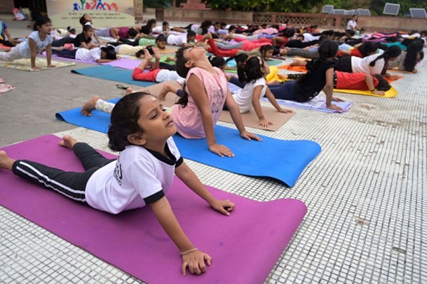 अंतरराष्ट्रीय योग दिवस की तैयारियां शुरू : 13 मार्च को विज्ञान भवन में योग महोत्सव-2026 का आयोजन