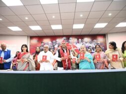 सपा का महिला सम्मान समारोहट