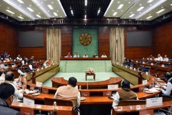 पश्चिम एशिया संकट : केंद्र सरकार ने बुलाई सर्वदलीय बैठक, राजनाथ सिंह करेंगे बैठक की अध्यक्षता