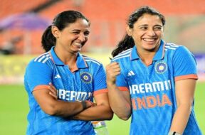 हरमनप्रीत और स्मृति मंधाना