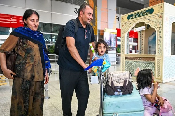 भारतीय विमान यात्रियों के लिए राहत : अब फ्लाइट में मिलेंगी 60% सीटें मुफ्त, सरकार का सभी एयरलाइंस को निर्देश