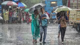 Rain Alert in UP : उत्तर पदेश में आज गरज चमक के साथ झमाझम बरसेंगे बादल, ओले गिरने की संभावना