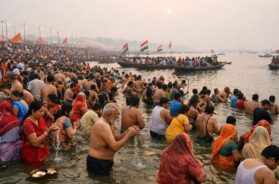 अक्षय तृतीय पर संगम स्नान