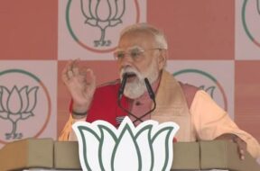 असम में पीएम मोदी