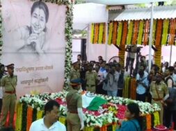 आशाताई का अंतिम संस्कार