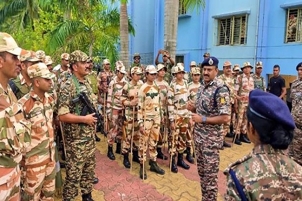 विधानसभा चुनाव : पश्चिम बंगाल में पहले चरण के मतदान की तैयारियां पूरी, कड़े सुरक्षा इंतजाम