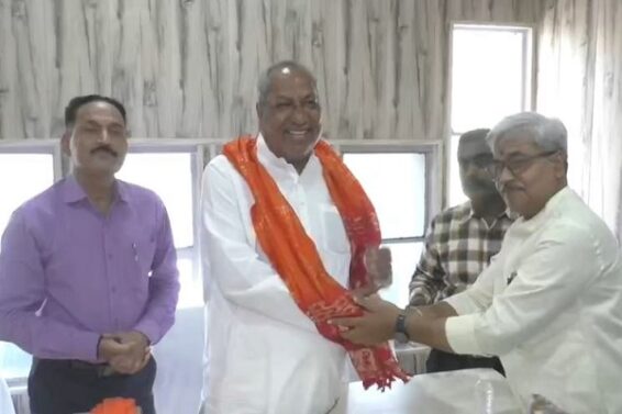 काशी पत्रकार संघ में डॉ. संजय निषाद1