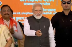 गंगा एक्सप्रेसवे का उद्घाटन 1