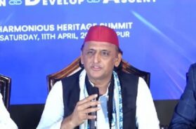 जयपुर में अखिलेश की पीसी1