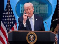 डोनाल्ड ट्रंप