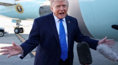 डोनाल्ड ट्रंप