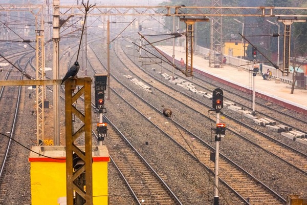 केंद्रीय कैबिनेट ने यूपी व आंध्र प्रदेश के लिए 24,815 करोड़ रुपये की दो महत्वपूर्ण रेलवे परियोजनओं को दी मंजूरी