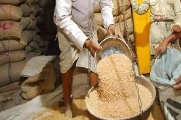 बिहार : 33.25 लाख राशन कार्डधारकों के काटे जा रहे नाम, अपात्र और फर्जी लाभार्थी ले रहे पीडीएस का मुफ्त राशन?