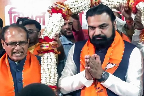 बिहार की राजनीति में सम्राट चौधरी नया इतिहास लिखने को तैयार, बुधवार को भाजपा के पहले सीएम की शपथ लेंगे