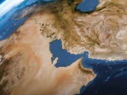 स्ट्रेट ऑफ होर्मुज फिर बंद