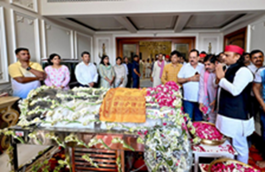 Prateek Yadav Death : लखनऊ के भैसाकुंड में सुबह 11 बजे होगा प्रतीक का अंतिम संस्कार, अपर्णा यादव ने पोस्ट कर दी जानकारी