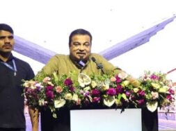नितिन गडकरी