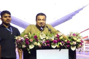 नितिन गडकरी