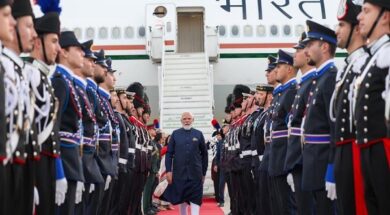 पीएम मोदी इटली पहुंचे