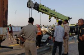 पूर्वांचल एक्सप्रेसवे पर हादसा