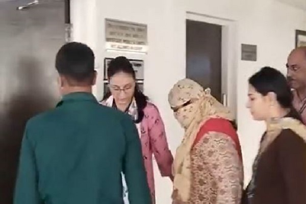 NEET-UG पेपर लीक केस : प्रमुख आरोपितों में एक मनीषा मंधारे को कोर्ट ने 14 दिनों की CBI कस्टडी में में भेजा