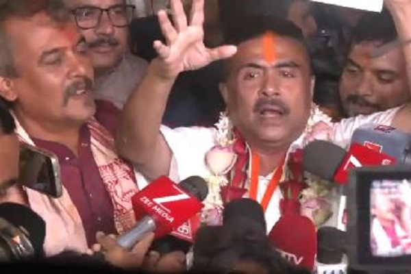 बंगाल : ममता बनर्जी भवानीपुर सीट भी नहीं बचा सकीं, विजेता शुभेंदु बोले- ‘अब उनका राजनीतिक संन्यास हो गया..’