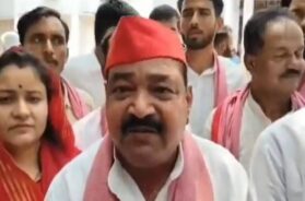 सपा सांसद अजेंद्र सिंह लोधी