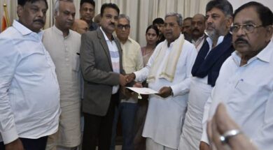 सिद्धारमैया ने सीएम पद से दिया इस्तीफा