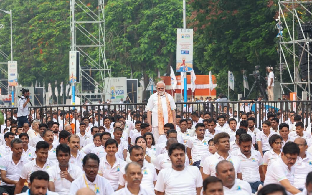 पूरा विश्व और देश एक-दूसरे से जुड़ रहा, यही योग की ताकत, अंतरराष्ट्रीय योग दिवस पर पीएम मोदी का संदेश