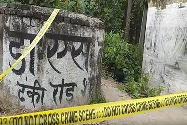 यूपी के शामली में पुलिस मुठभेड़ : 50 हजार का इनामी बदमाश मेहताब ढेर, सब-इंस्पेक्टर घायल