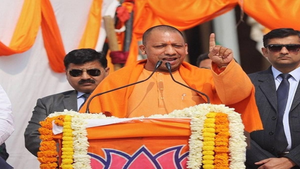 श्रीकृष्ण जन्मभूमि पर रुख स्पष्ट करें अखिलेश : हाथरस से CM योगी की चुनौती, बोले- मथुरा-वृंदावन पर खुलकर बोलें