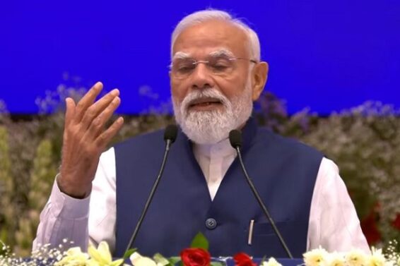 एनडीए की बैठक में पीएम मोदी 1