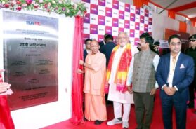 गौतम बुद्ध नगर में सीएम योगी