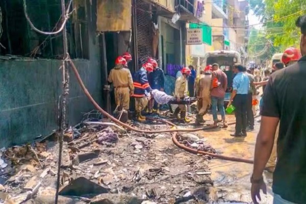 राष्ट्रपति मुर्मु व पीएम मोदी सहित शीर्ष नेताओं ने दिल्ली हादसे पर जताया गहरा दुख