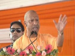 देवरिया में सीएम योगी