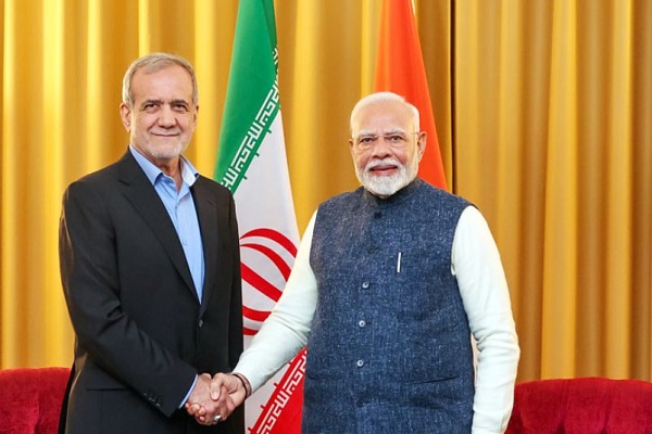 पीएम मोदी ने ईरानी राष्ट्रपति पेजेश्कियान से टेलीफोन पर की बातचीत, पश्चिम एशिया के हालिया घटनाक्रमों पर चर्चा