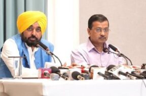 भगवंत मान व अरविंद केजरीवाल