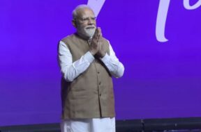 भारतीय समुदाय को संबोधित करते पीएम मोदी