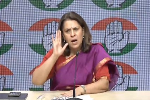 राम मंदिर चढ़ावा चोरी मामले में कांग्रेस का प्रहार- पीएम मोदी चुप्पी तोड़ें और भक्तों से माफी मांगें