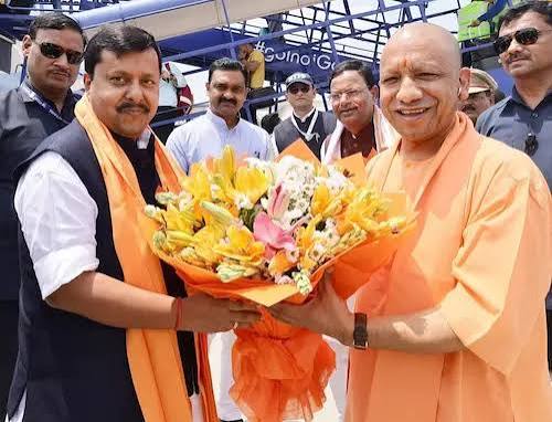UP BJP Meeting: नितिन नबीन आज बूथ कार्यकर्ताओं से करेंगे संवाद, 2027 चुनाव की रणनीति पर होगा फोकस