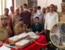 कैंट स्टेशन पर करोड़ से ज्यादा के आभूषण जब्त
