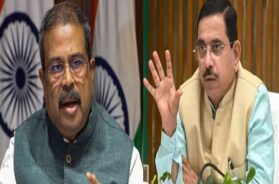धर्मेंद्र प्रधान व प्रह्लाद जोशी