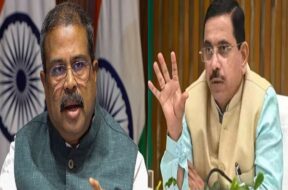 धर्मेंद्र प्रधान व प्रह्लाद जोशी
