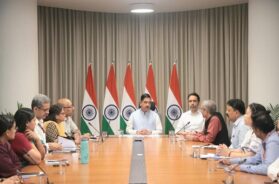 प्रह्लाद जोशी ने संभाला कार्यभार