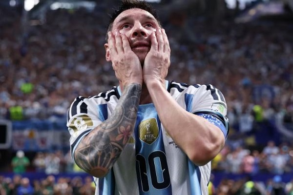FIFA विश्व कप 2026 : मेसी के ऐतिहासिक प्रदर्शन के बीच गत चैम्पियन अर्जेंटीना की संघर्षपूर्ण वापसी, मिस्र को हरा क्वार्टर फाइनल में