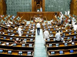 लोकसभा की कार्यवाही स्थगित
